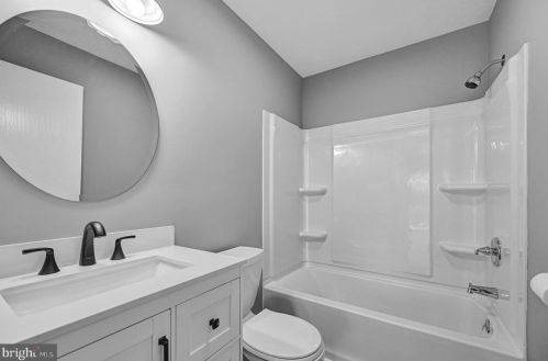 275 Georgetown Rd, Littlestown PA  17340-9757 exterior
