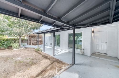 4747 Kaviland Ave, Fresno CA  93725-1716 exterior