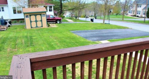 4603 Naamans Creek Rd, Boothwyn PA  19060-2214 exterior