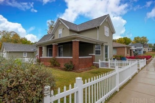 611 Liberty Dr, Mishawaka, IN 46545-6066