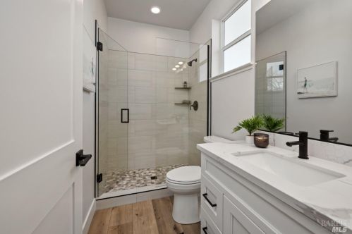 96 Calistoga Rd, Santa Rosa CA  95409-3702 exterior