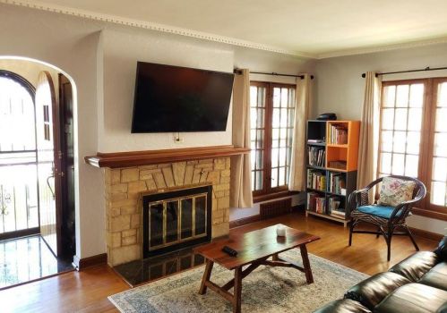 840 77th St, Milwaukee WI  53214-3037 exterior