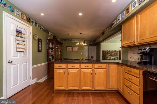 106 Claremont Dr, Lansdale PA 19446-6359 exterior