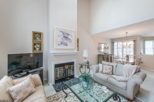 7 Christopher Ct, Lincoln Park NJ  07035-2104 exterior