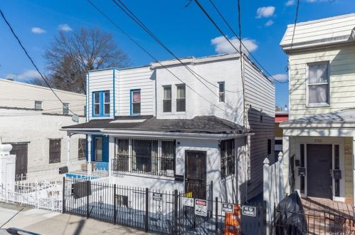 1716 Van Buren St, Bronx, NY 10460-2613