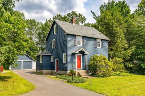 14 Woodland Ave, Bloomfield, CT 06002-1812