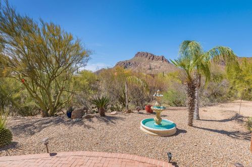 2060 Doubletree Ln, Tucson, AZ 85713-6720