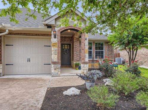125 San Miniato St, Georgetown TX  78628-7030 exterior