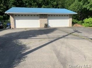 235 Lake St, South Fallsburg NY  12779-5324 exterior