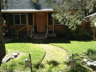 1146 Reno Ave, South Lake Tahoe CA  96150-2918 exterior