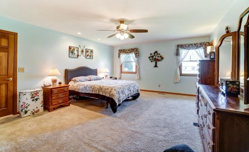 2593 Karok Dr, London OH  43140-9021 exterior