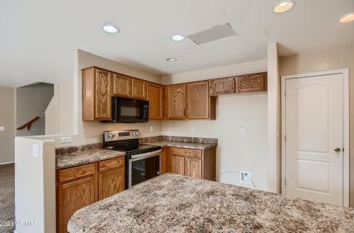 1305 Pryor Rd, San Tan Valley AZ  85140-4435 exterior