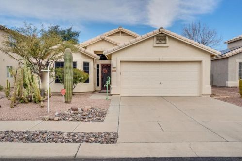 7252 Kiwi Ln, Tucson, AZ 85743-8937