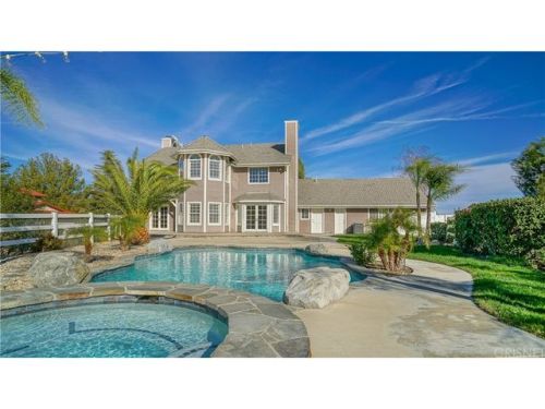 30625 Remington Rd, Santa Clarita, CA 91384-3424