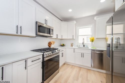 172 Freeman Ave, East Orange NJ  07018-2706 exterior