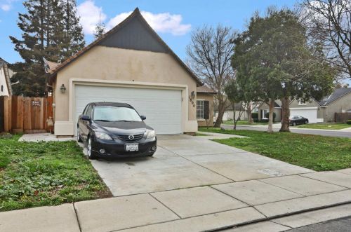 1804 Elleby Ct, Modesto CA  95355-8658 exterior