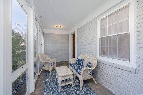 351 Harvard Ave, Rockville Centre, NY 11570-1626