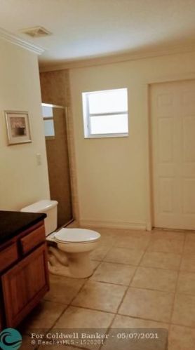 6910 Royal Palm Beach Blvd, West Palm Beach FL  33412-1860 exterior