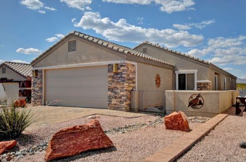 640 La Mirada Dr, Cornville, AZ 86325-5094
