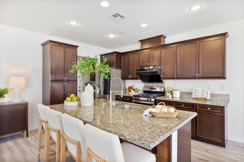 14355 Penn Foster St, Chino CA  91710-1368 exterior