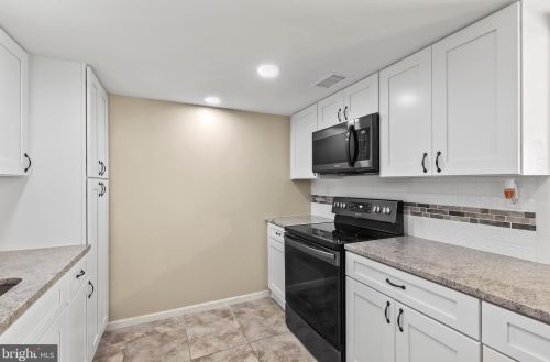 2 Ridgewood Pl, Willingboro NJ  08046-2515 exterior