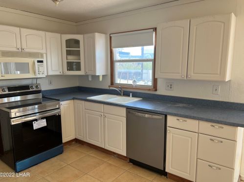 2390 Alpine Dr, Lake Havasu City, AZ 86403-3730