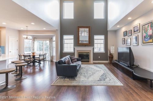 139 Princeton Oval, East Freehold NJ  07728-5338 exterior