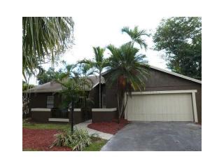 13934 107th Ter, Miami FL  33186-3147 exterior
