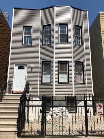 1908 Wallace Ave, Bronx, NY 10462-3297