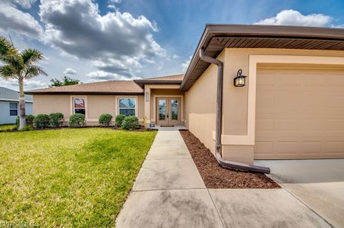2504 19th Pl, Cape Coral, FL 33904-3224