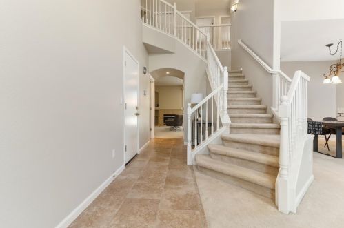 4533 Visions Dr, Turlock CA  95382-8332 exterior