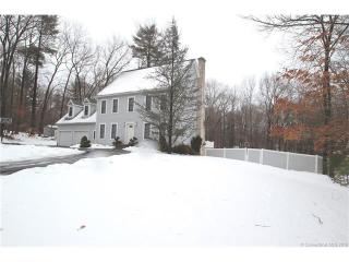 178 Woodhenge Dr, Tolland, CT 06084-3544