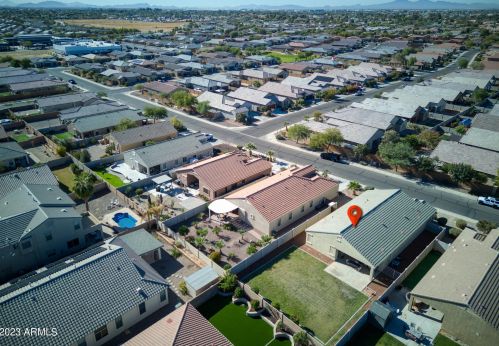 1888 Hubbard Ln, Casa Grande AZ  85122-6742 exterior