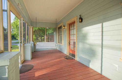 134 Stone St, Deland, FL 32720-4008