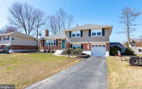 1021 Graylyn Rd, Wilmington, DE 19803-3332