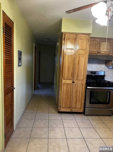 646 37th St, Union City NJ  07087-2515 exterior