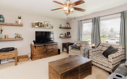 1110 Cedar Ln, Dyer IN  46311-1337 exterior