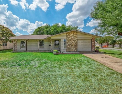 12133 Cromwell Dr, Dallas, TX 75234-7813