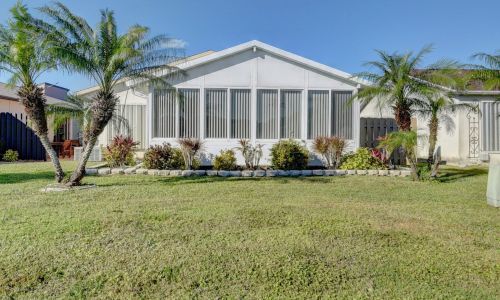 5136 Mirror Lk Blvd, Boynton Beach FL  33472-1211 exterior