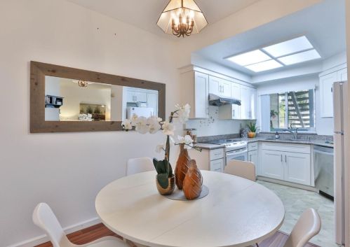 1596 Thornleaf Way, San Jose CA  95131-2968 exterior