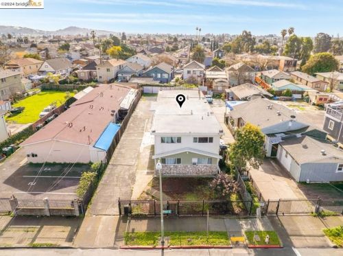 1300 81st Ave, Oakland, CA 94621-2419