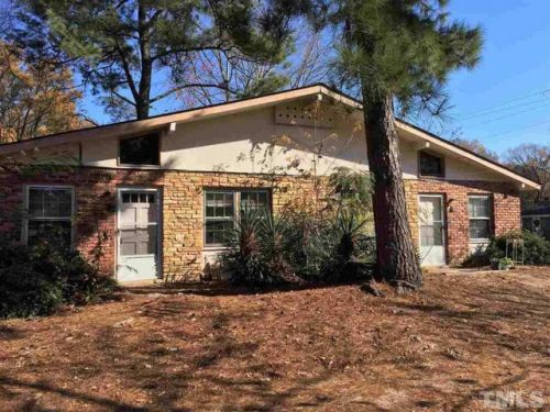 20 Park Ave, Knightdale, NC 27545-8974