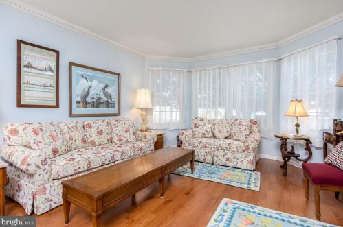 6529 Baywood Dr, Harrisburg PA 17111-6894 exterior