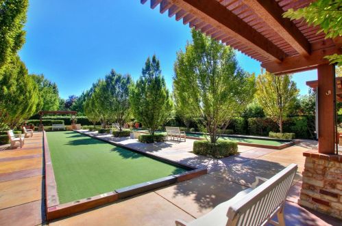 9860 Westminster Way, Elk Grove CA  95757-5124 exterior