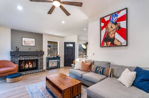 11958 Calle Limonero, El Cajon CA  92019-4041 exterior