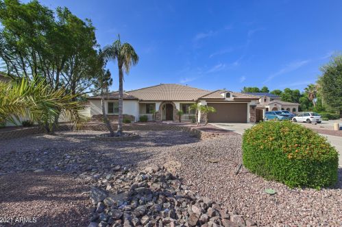 2952 Beechnut Pl, Chandler, AZ 85249-3544