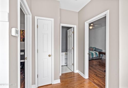 52 Tuscarora Ave, Beaufort SC 29907-1107 exterior