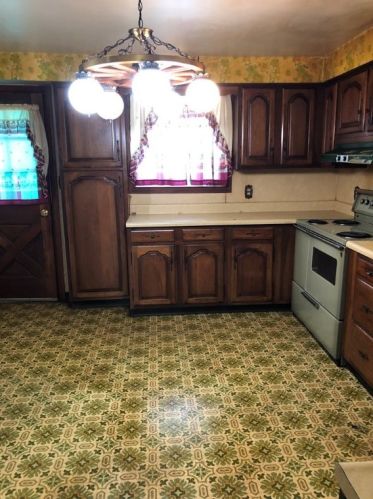 511 Madison Ave, New Castle PA  16102-1262 exterior