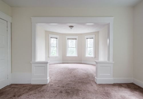 25 Marland Rd, Worcester MA 01606-3048 exterior