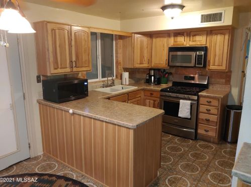 609 La Vista Pl, Tucson, AZ 85710-4916